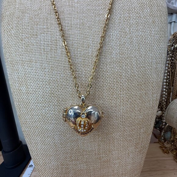 Juicy Couture Gold Heart Locket Necklace With Crown & Rhinestones 18" Chain - Picture 3 of 11